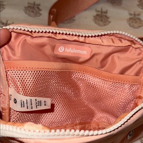 lululemon belt bag melon sorbet Silicone Keychain in Sorbet/Silver, One Size lemon bunny Everywhere Belt Bag 1L |